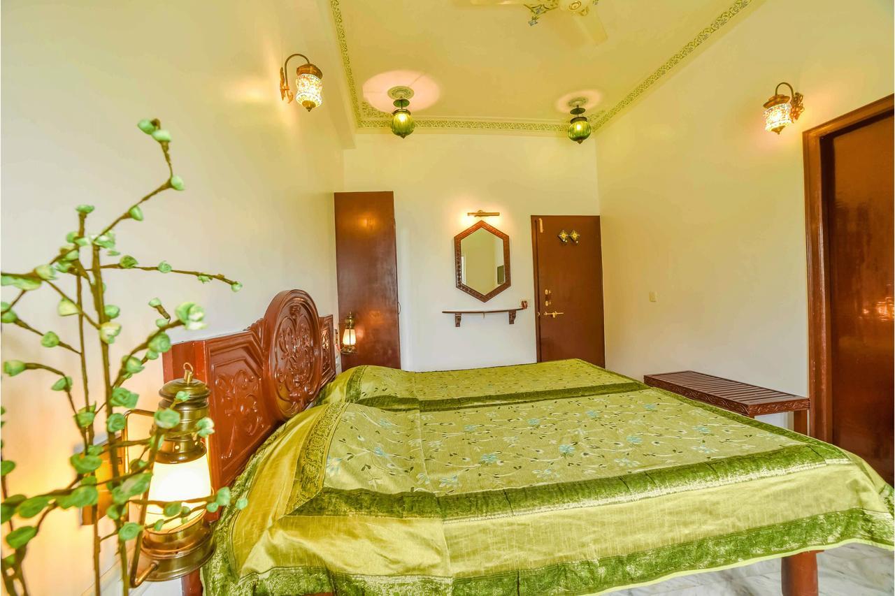 Hotel Sargam Sadan Udaipur Exterior foto